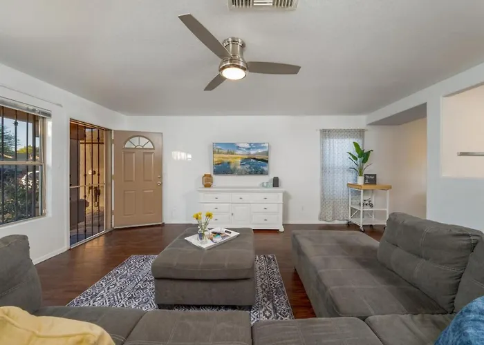 Kino Sports, Outdoor Space, 3 Bedroom 2 Ba, Garage Tucson