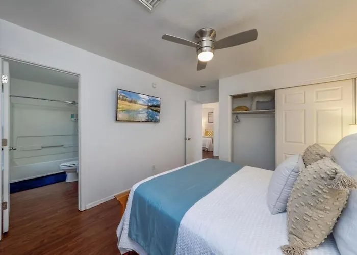 Kino Sports, Outdoor Space, 3 Bedroom 2 Ba, Garage Holiday home